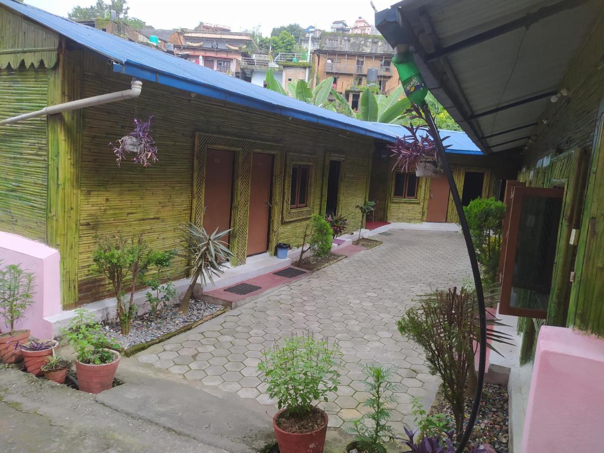 Hotel New Bamboo Palace Gorkhā Exterior photo